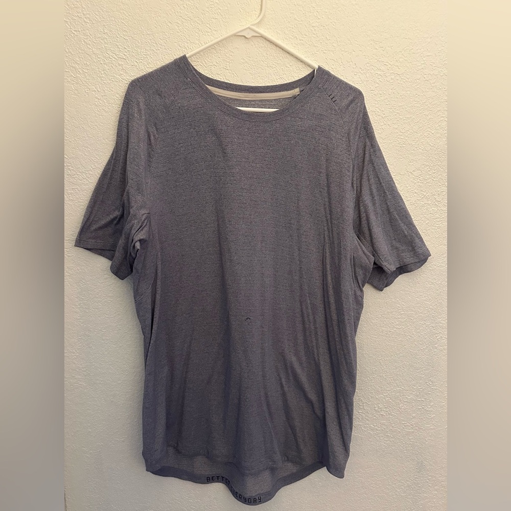 Men’s Lululemon Tshirt